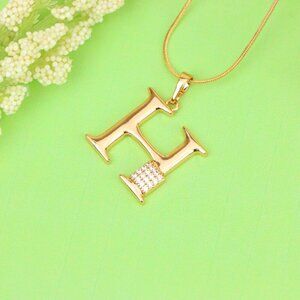 "Rose Gold H Initial Pendant with Sparkling Crystals for Women, XPPT1419